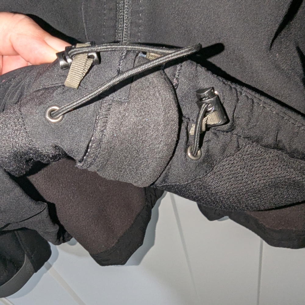The North Face Men's Black Apex Bionic Softshell Jacket - Picture 5 of 9